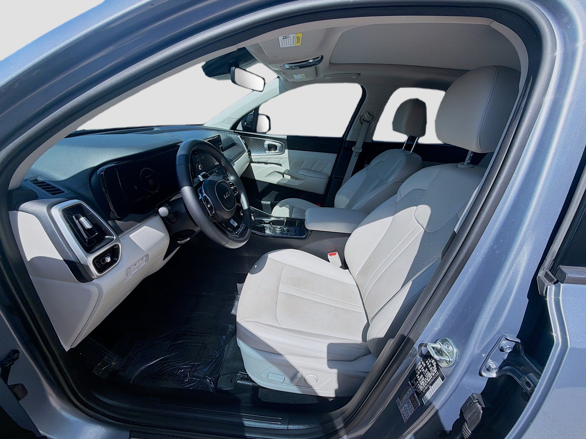 Used 2023 Kia Sorento SX FWD image 16