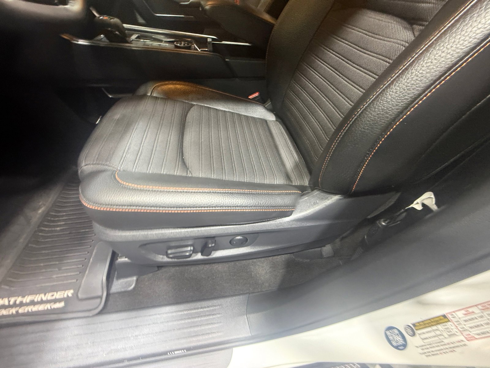 Certified 2025 Nissan Pathfinder Rock Creek image 14