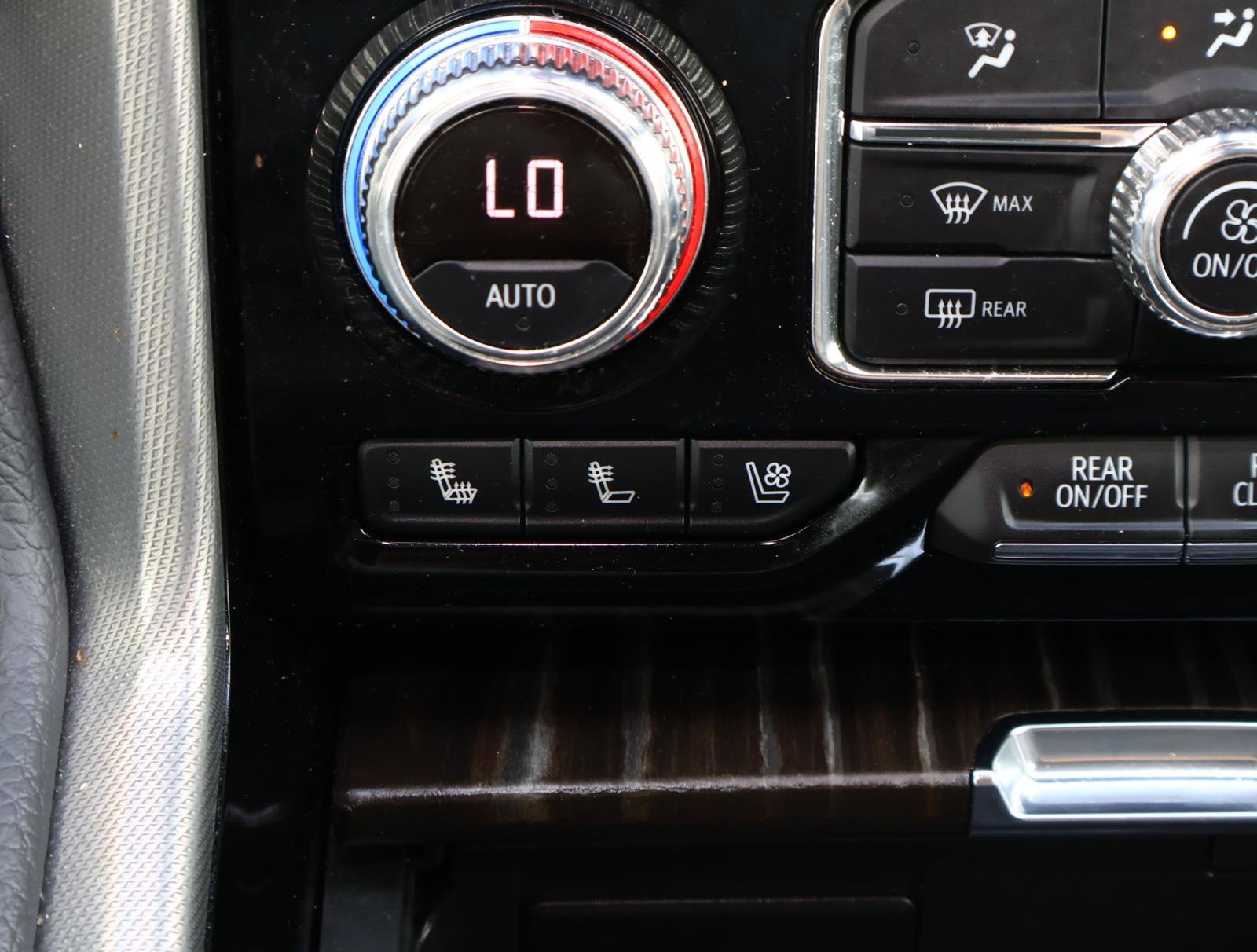 Used 2022 GMC Yukon Denali w/ Denali Ultimate Package image 33