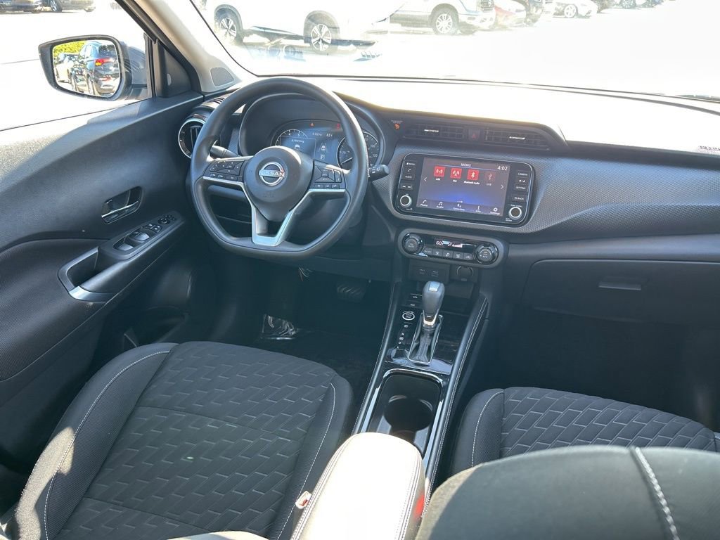 Used 2022 Nissan Kicks SV image 10