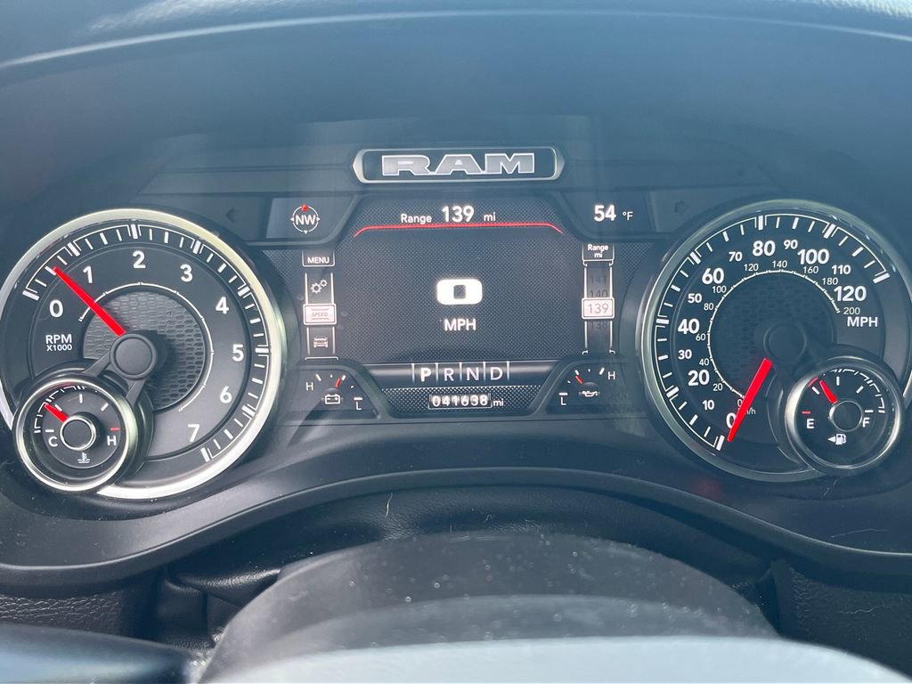 Used 2022 RAM 1500 Big Horn AWD/4WD image 4