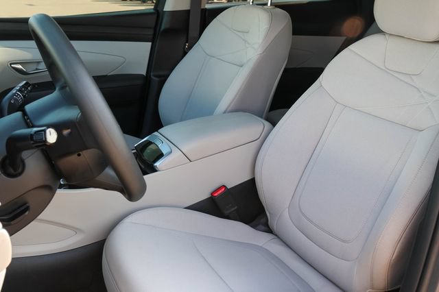 Certified 2026 Hyundai Tucson SE FWD image 10