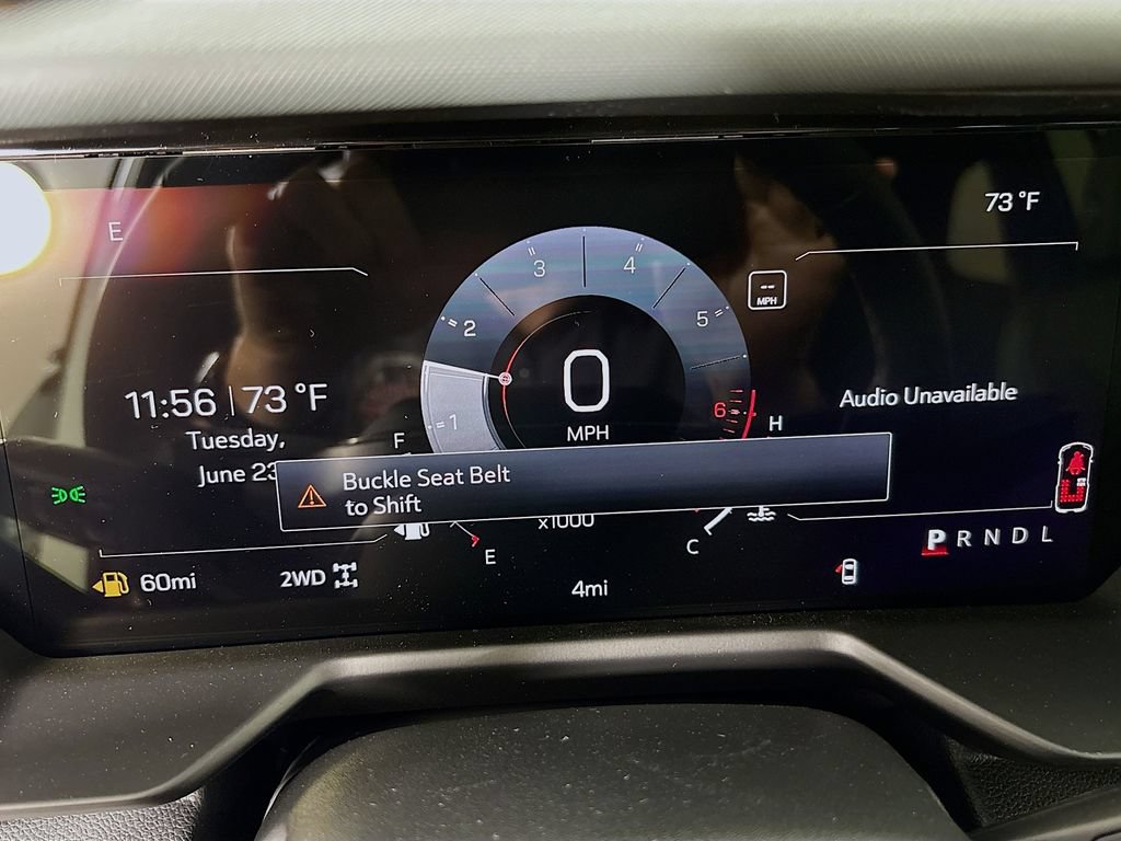 New 2026 GMC Acadia AT4 w/ Luxury Package AWD/4WD image 12