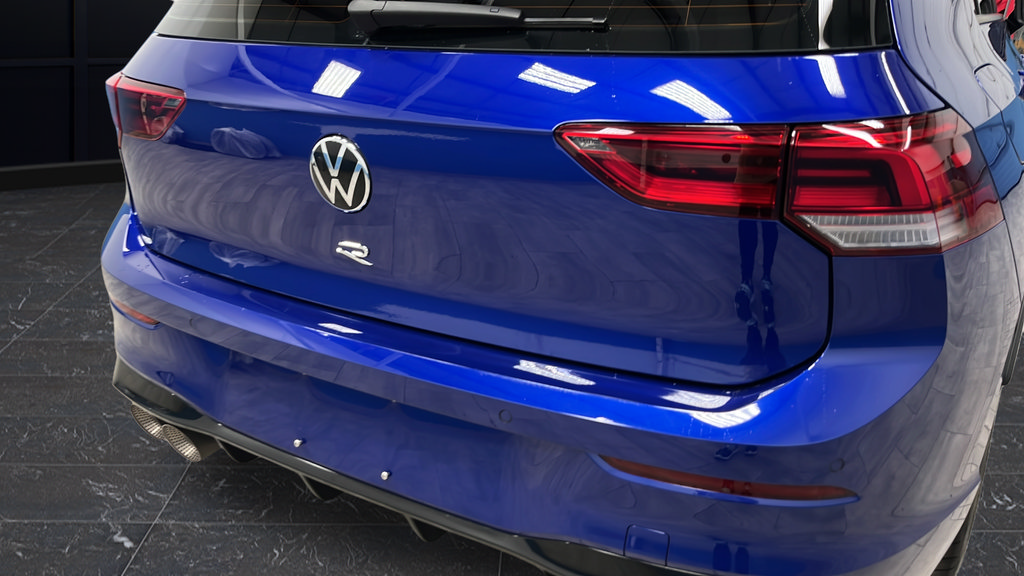 Used 2025 Volkswagen Golf w/ Euro Style Package AWD/4WD image 36