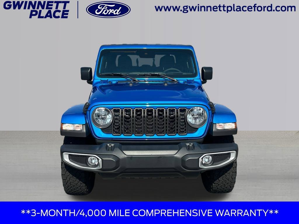 Used 2024 Jeep Gladiator Sport AWD/4WD image 2