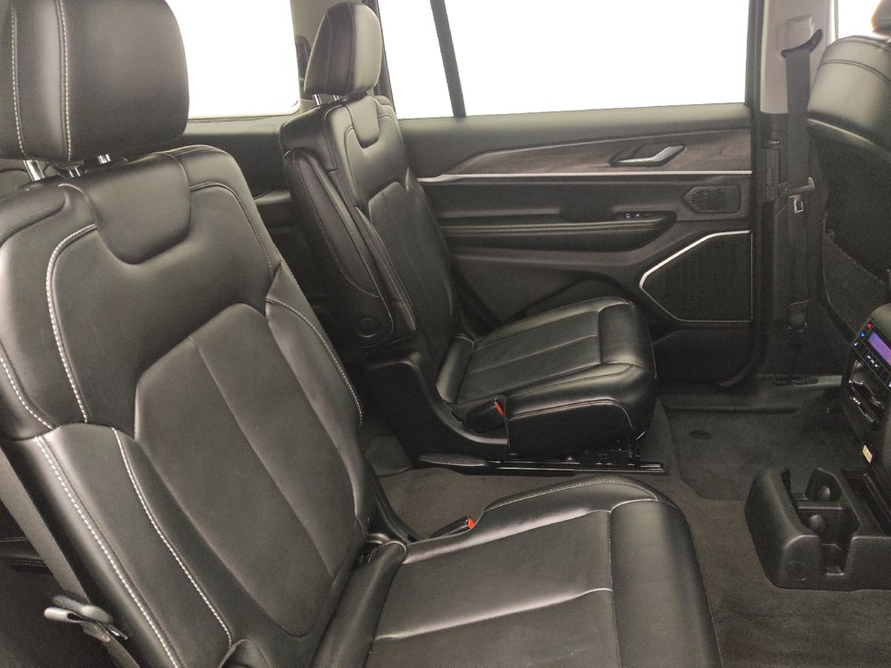 Used 2021 Jeep Grand Cherokee L Limited image 19