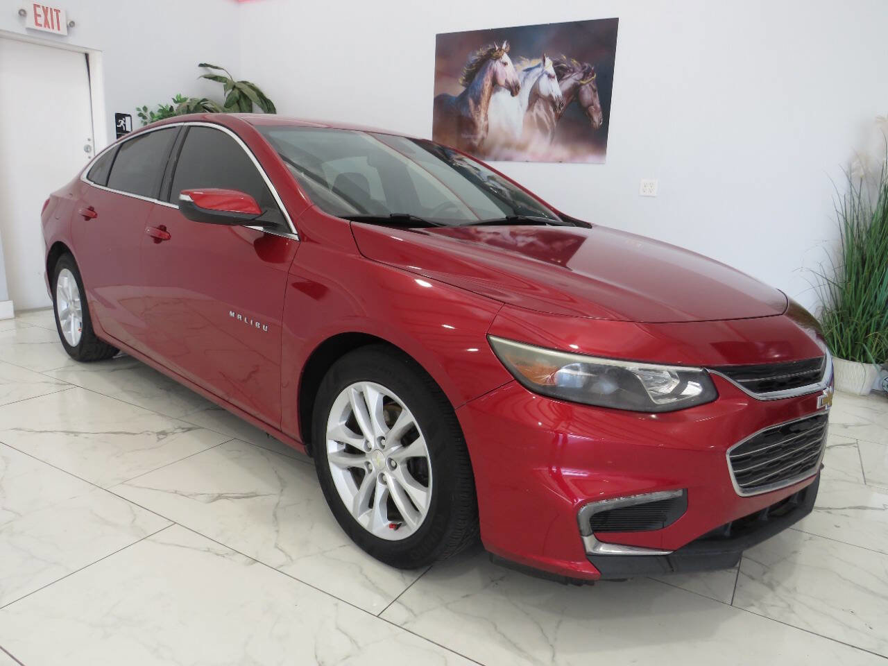 Used 2016 Chevrolet Malibu LT w/ Leather Package image 2