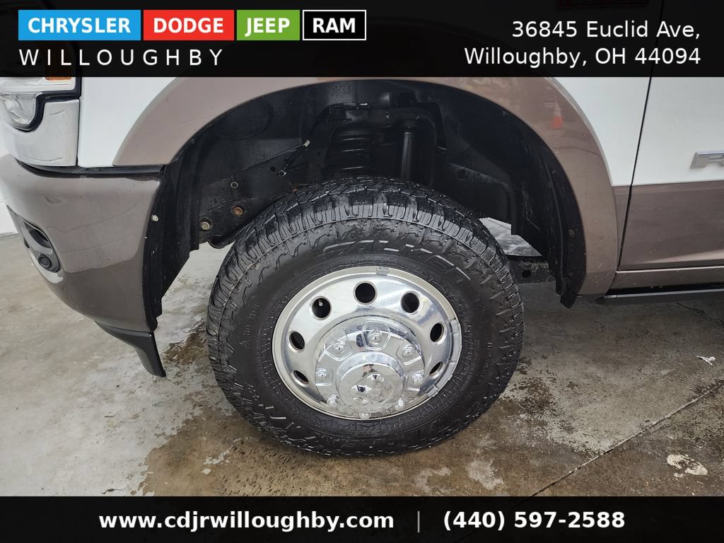 Used 2023 RAM 3500 Limited AWD/4WD image 42