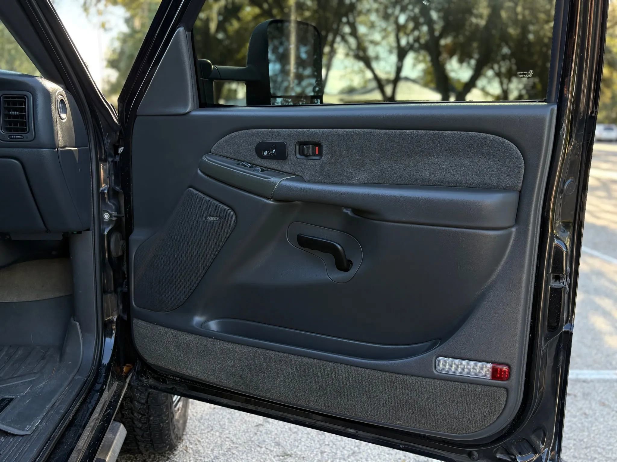 Used 2003 Chevrolet Silverado 3500 LT w/ Skid Plate Package image 40