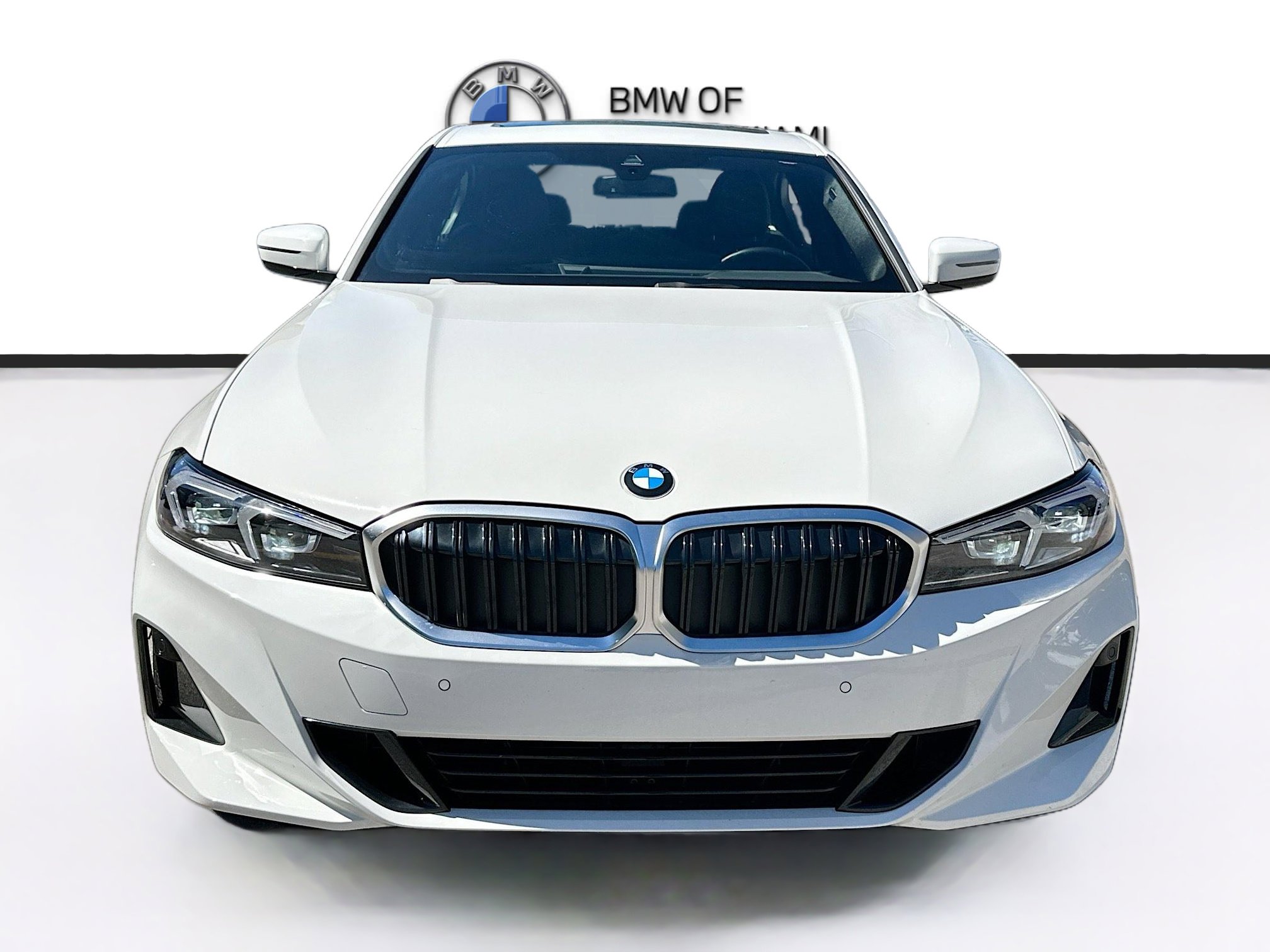 Certified 2024 BMW 330i Sedan w/ Convenience Package image 2