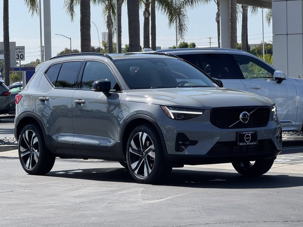 New 2026 Volvo XC40 B5 Ultra w/ Protection Package Premier AWD/4WD image 52