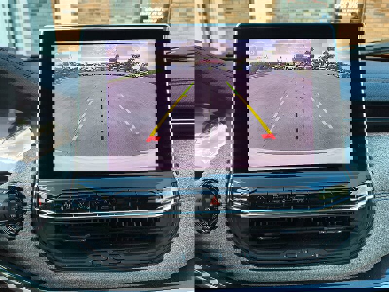 Used 2024 Jeep Compass Latitude image 18