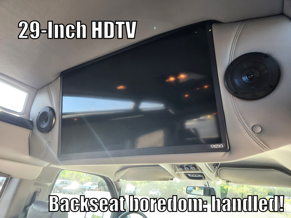 Used 2022 GMC Savana 2500 w/ Enhanced Convenience Package RWD image 8