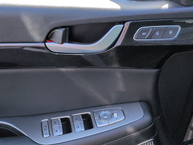 Used 2021 Hyundai Palisade Limited image 13