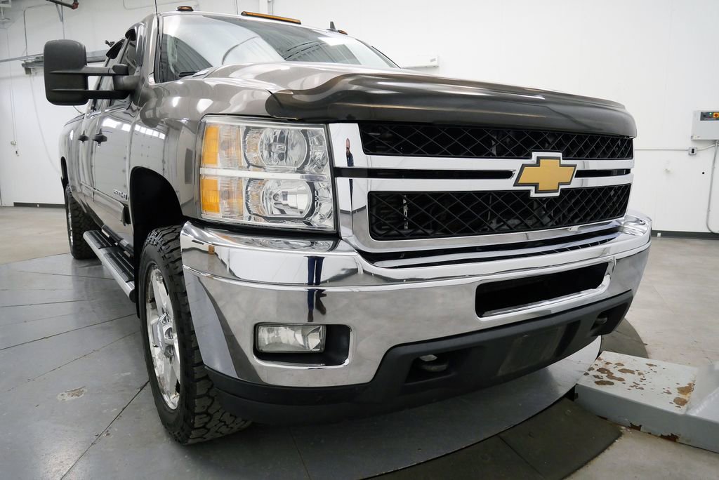 Used 2013 Chevrolet Silverado 2500 LT w/ Interior Plus Package image 42