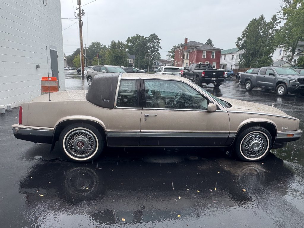 Used 1989 Cadillac Eldorado Coupe FWD image 9