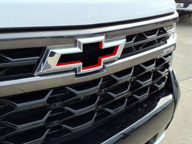 Used 2024 Chevrolet Silverado 1500 ZR2 w/ Technology Package image 8
