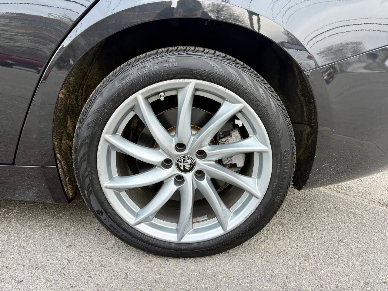 Used 2022 Alfa Romeo Giulia Ti AWD/4WD image 12