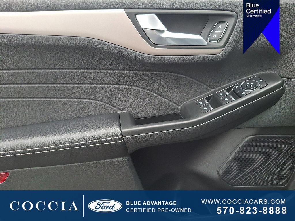 Certified 2022 Ford Escape SEL AWD/4WD image 12
