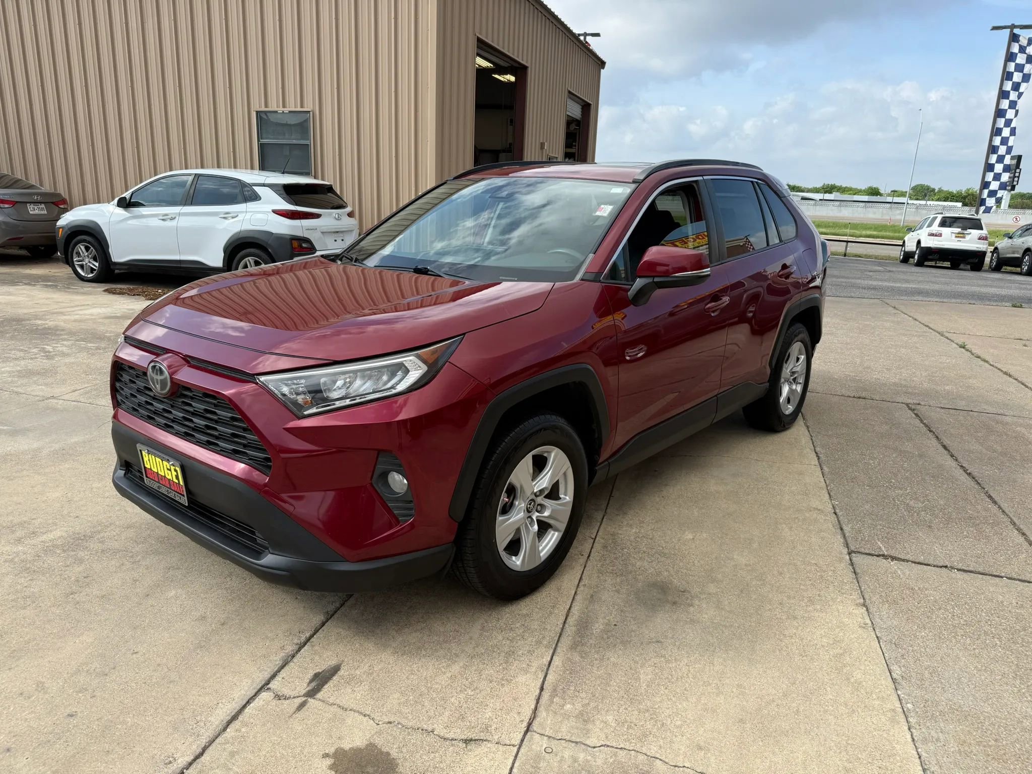 Used 2019 Toyota RAV4 XLE w/ Carpet Mat Package