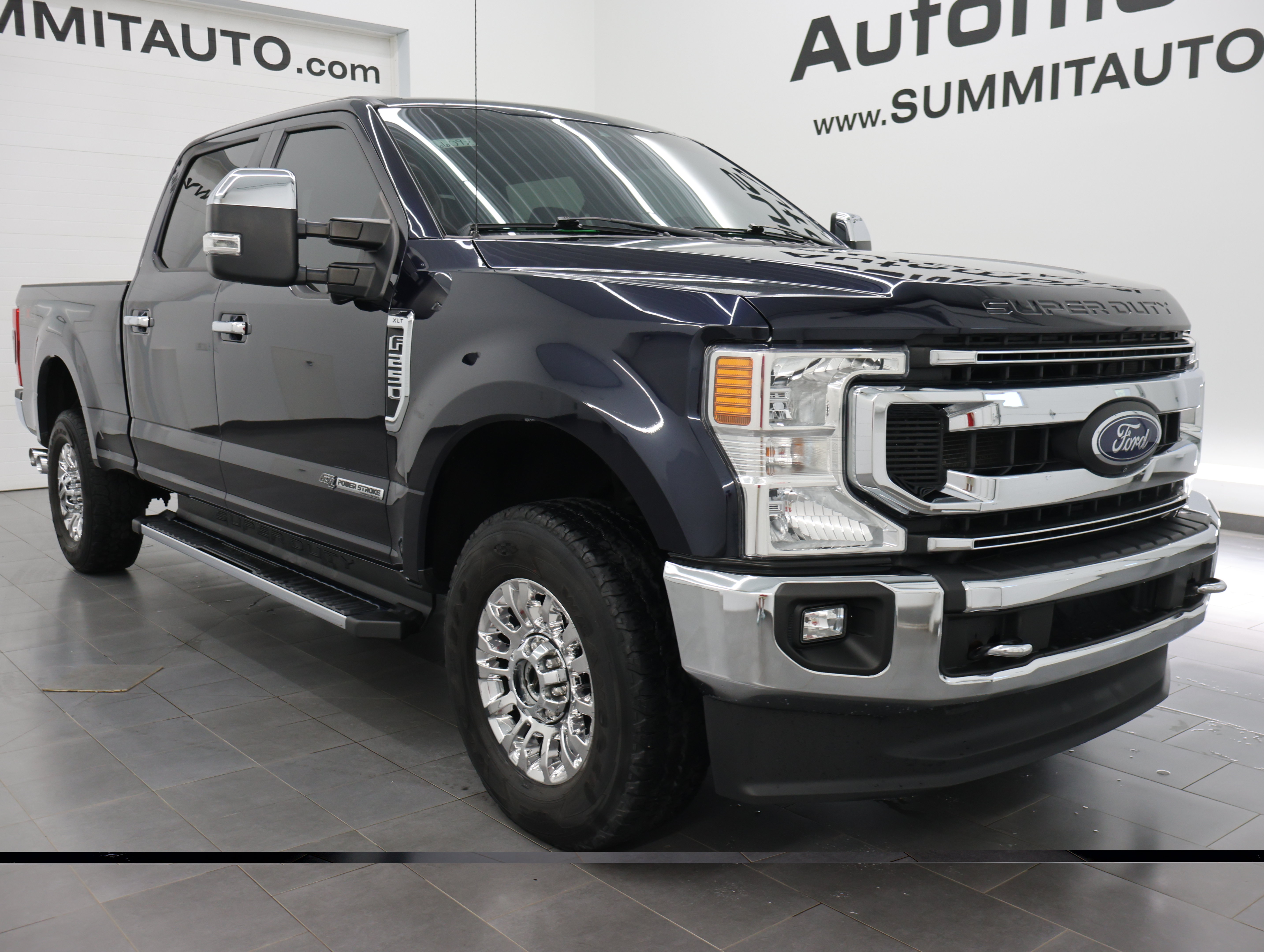 Used 2021 Ford F250 XLT w/ XLT Premium Package AWD/4WD image 2