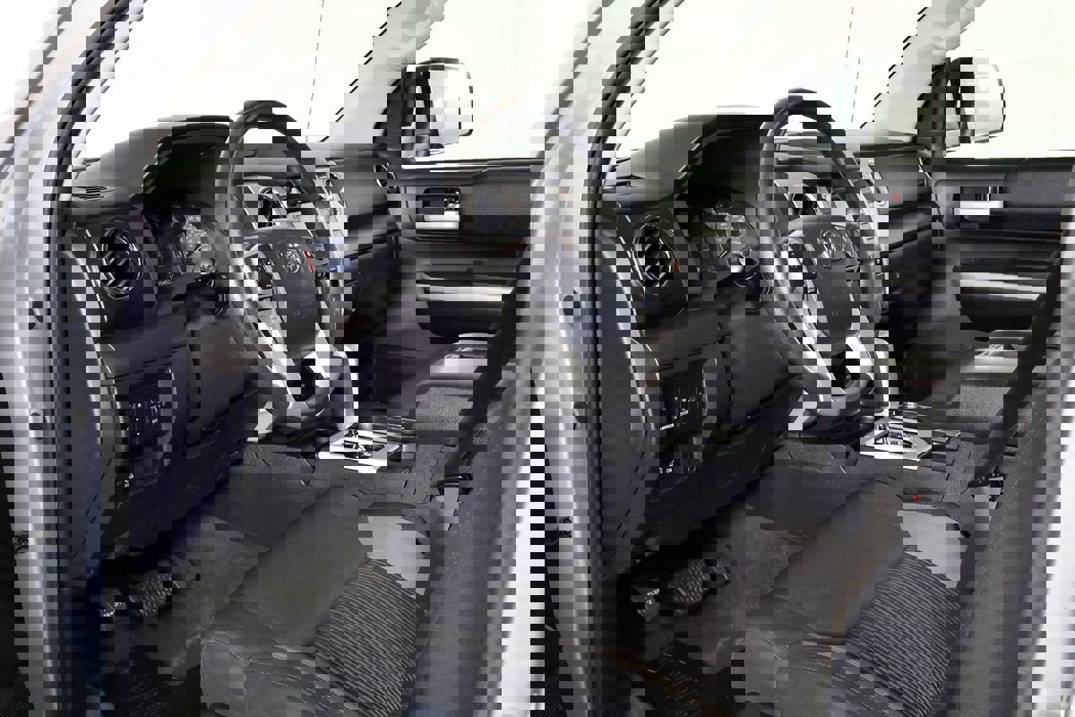 Used 2017 Toyota Tundra SR5 image 13