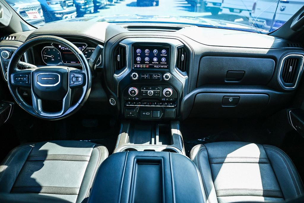 Used 2021 GMC Sierra 2500 Denali w/ Denali Black Diamond Edition image 22