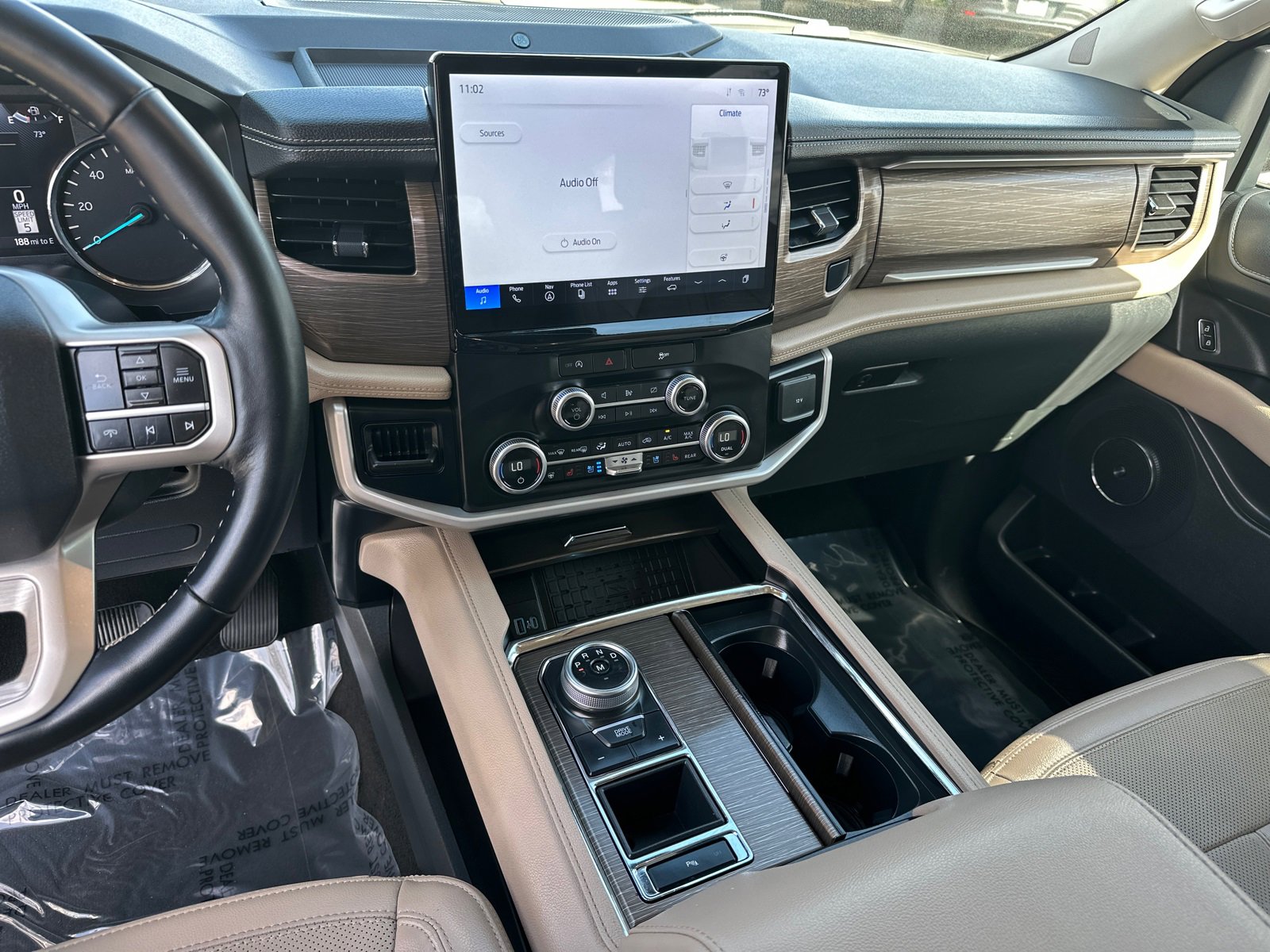 Used 2024 Ford Expedition Max Limited image 32