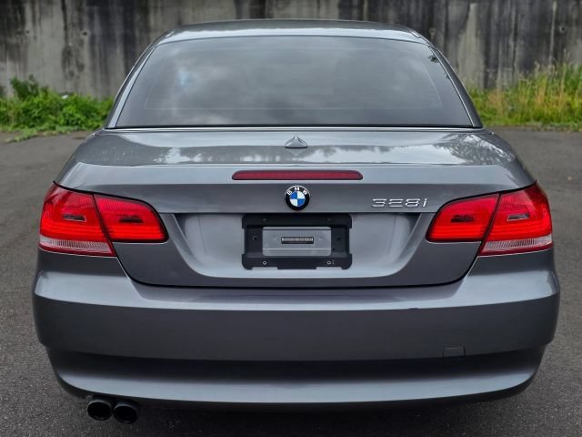 Used 2009 BMW 328i Convertible RWD image 10