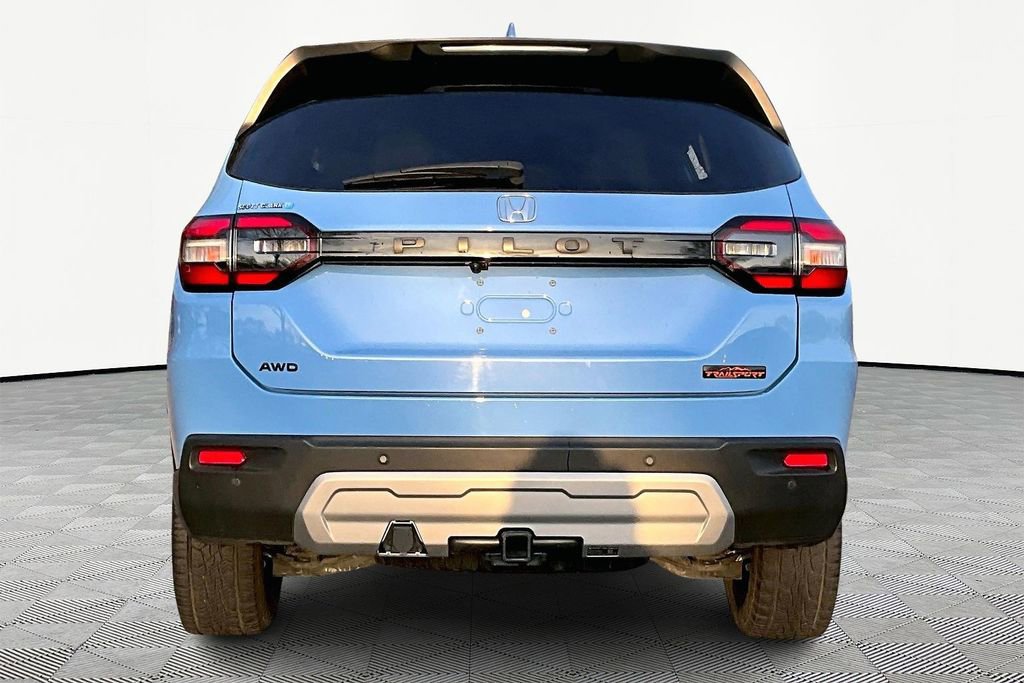 Used 2023 Honda Pilot TrailSport image 7