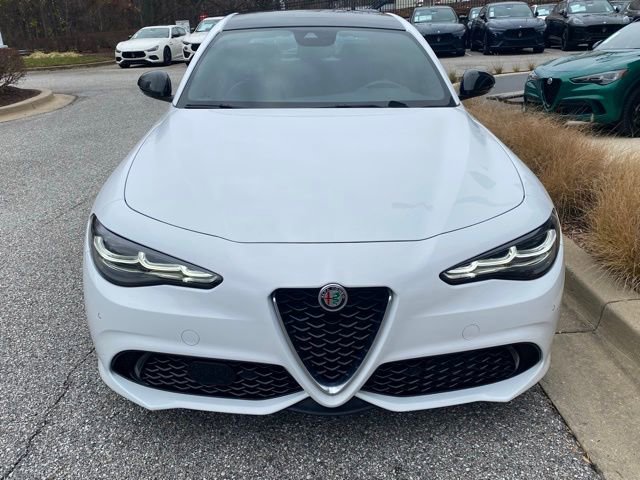 Used 2024 Alfa Romeo Giulia Ti image 3
