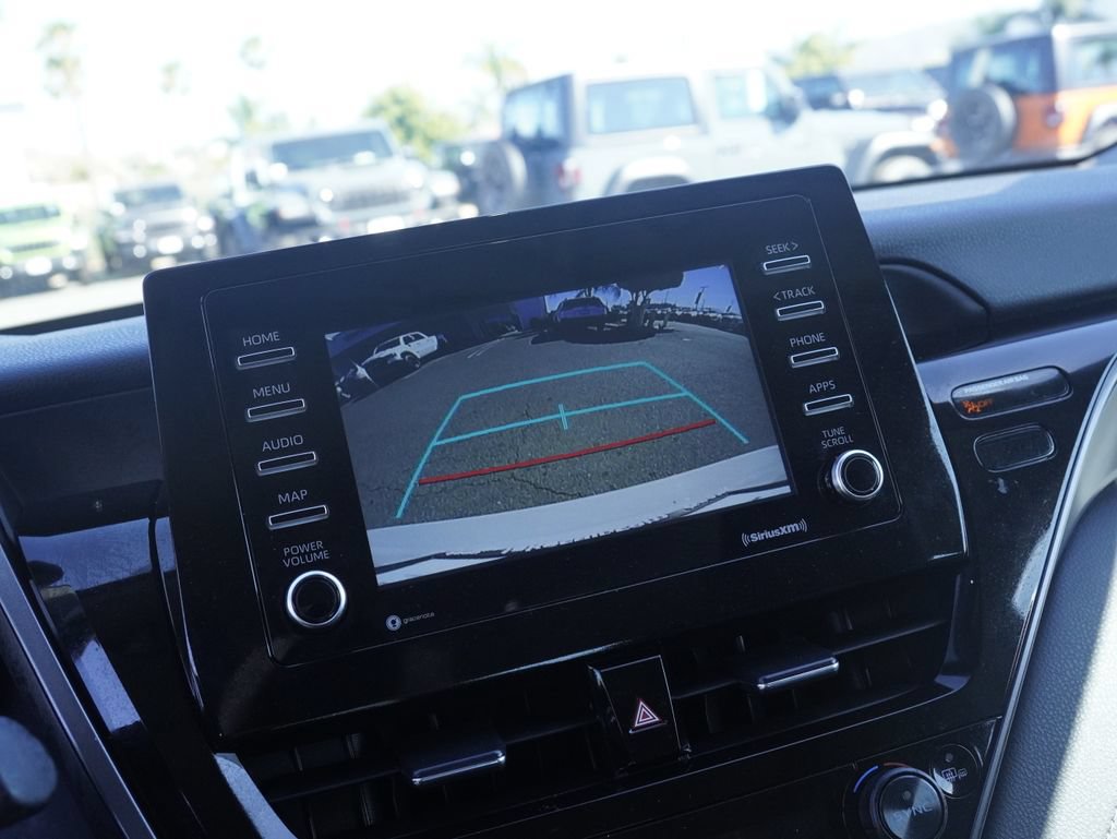 Used 2024 Toyota Camry SE FWD image 18