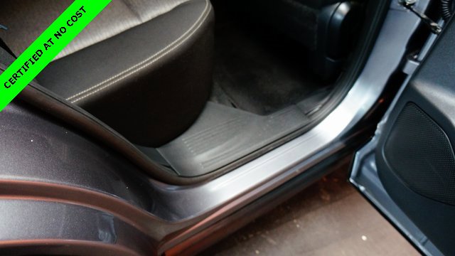 Used 2022 Nissan Rogue SV image 47