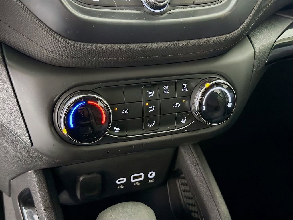 Used 2021 Chevrolet TrailBlazer LT AWD/4WD image 18