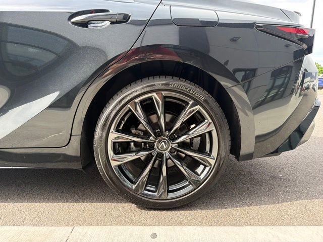 Used 2023 Lexus IS 350 F Sport w/ Memory Package AWD/4WD image 4