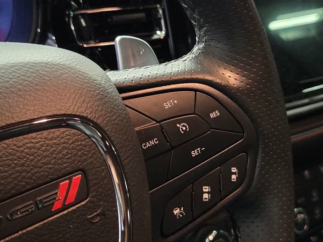Used 2023 Dodge Durango R/T RWD image 7