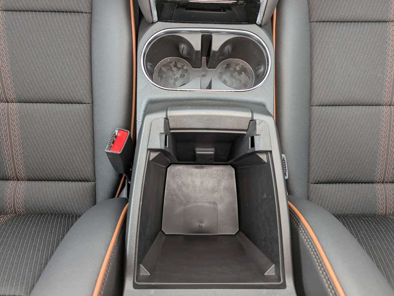 New 2026 GMC Canyon AT4 AWD/4WD image 15
