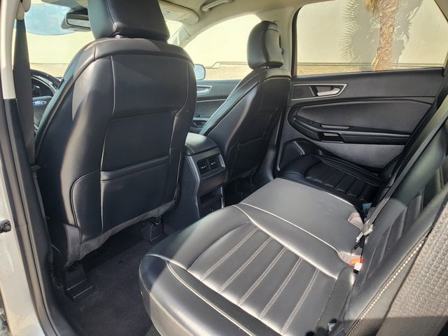 Used 2023 Ford Edge SEL image 14