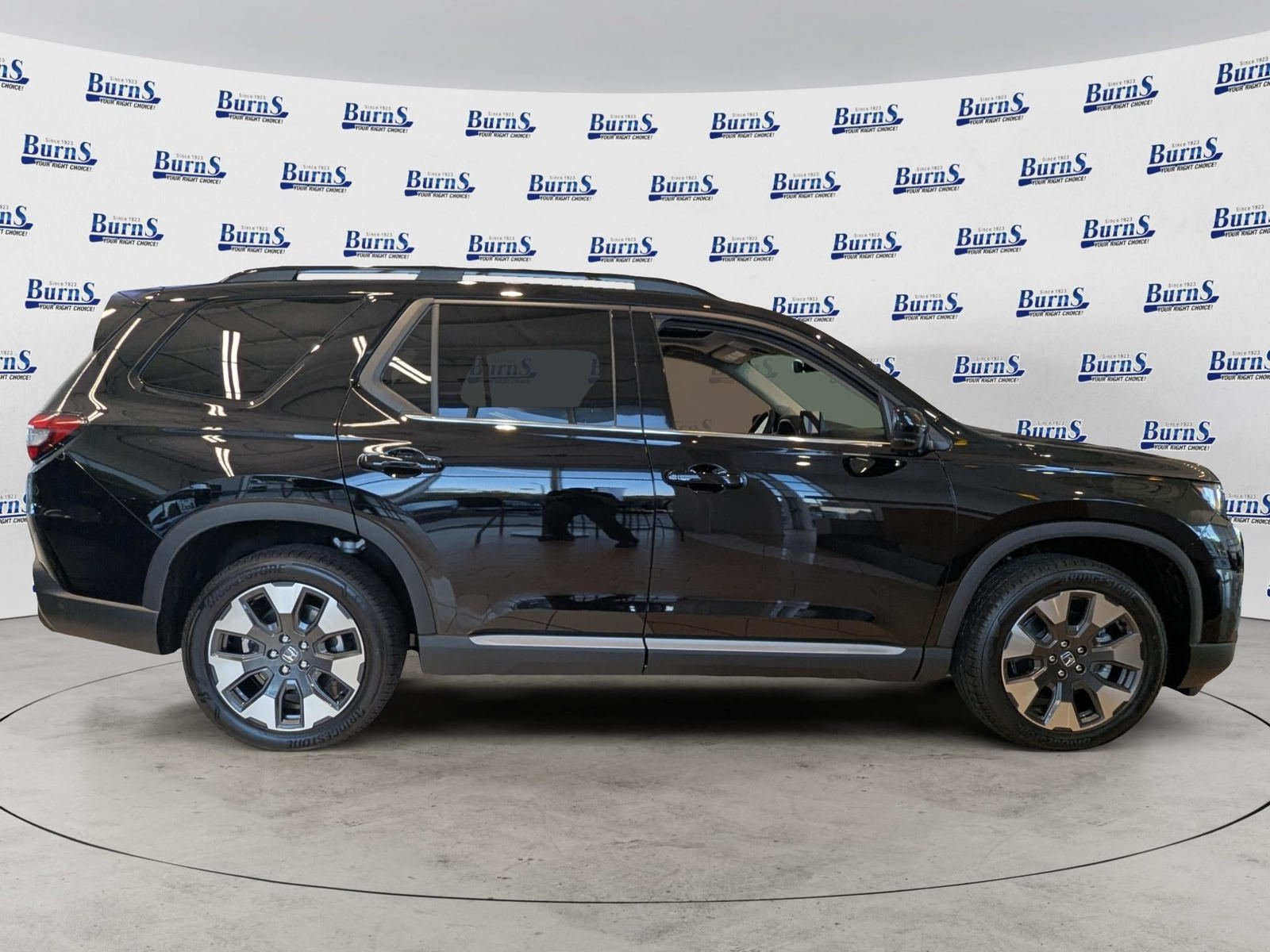 New 2026 Honda Pilot Elite image 2