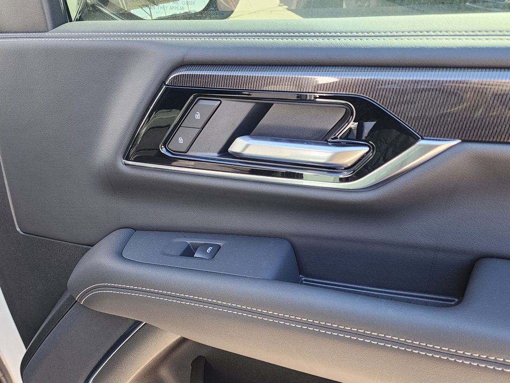 New 2026 GMC Yukon Elevation image 40