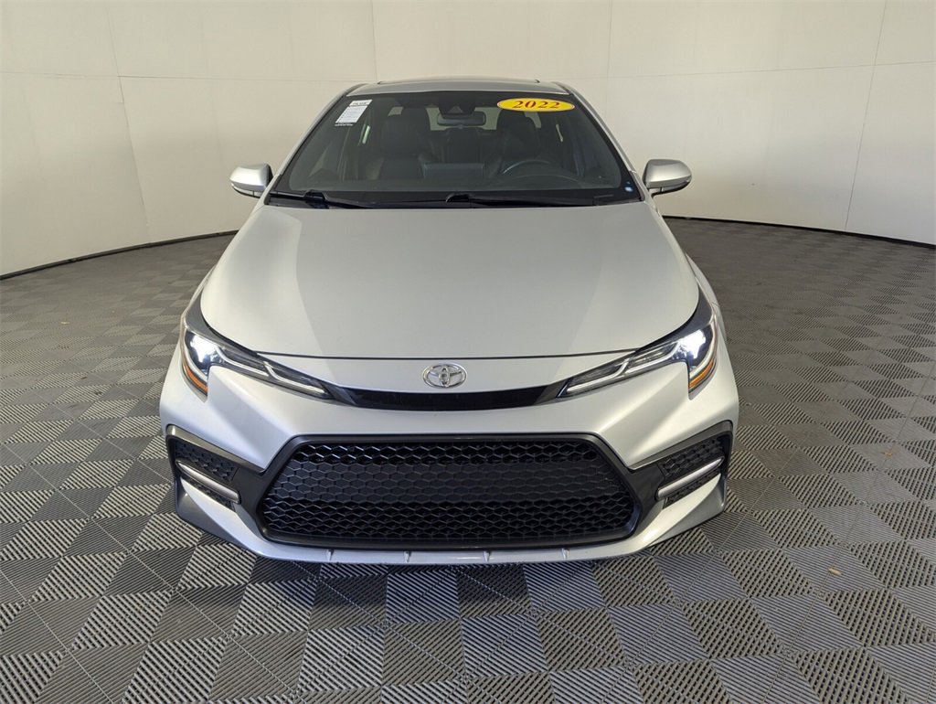 Used 2022 Toyota Corolla XSE image 3