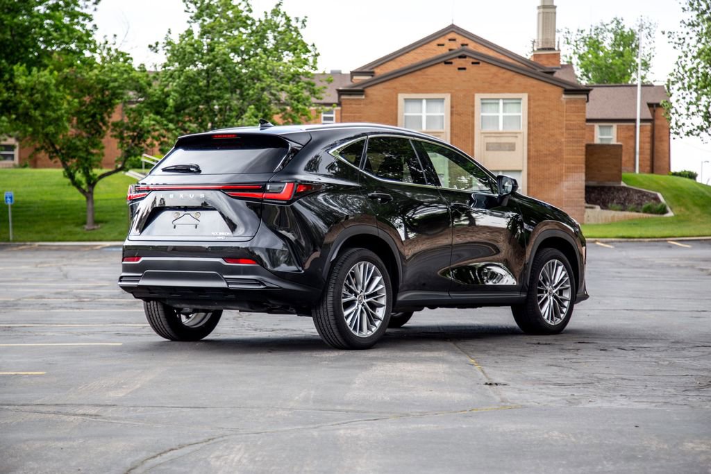 Used 2023 Lexus NX 350h AWD w/ Vision Package image 5