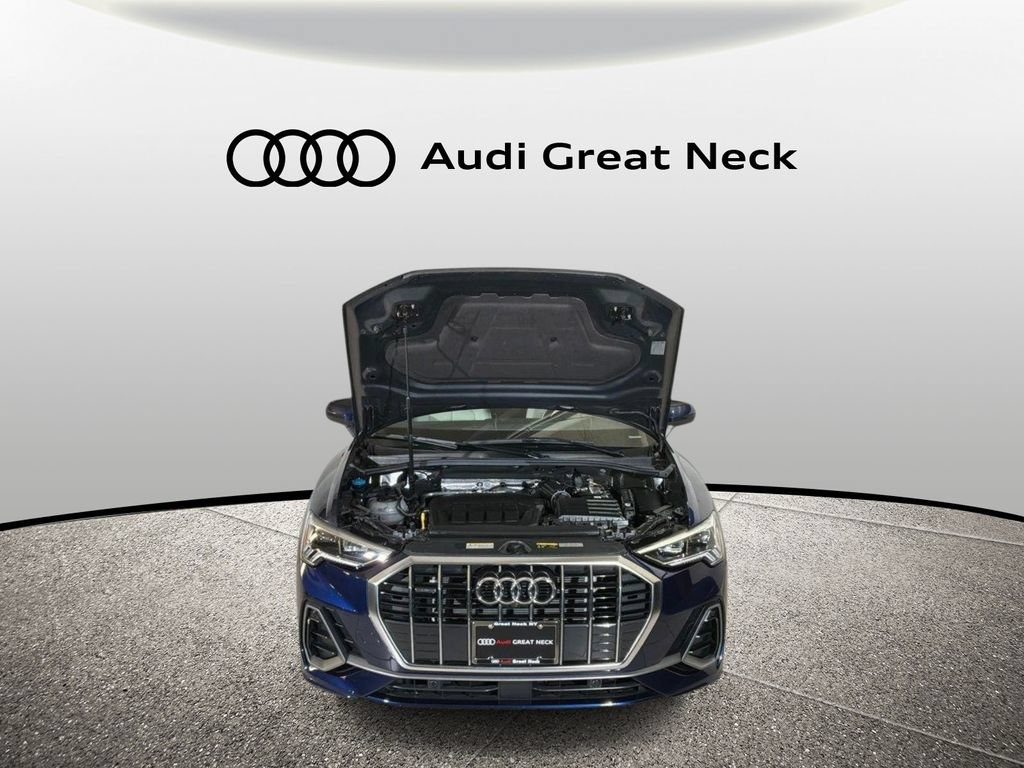 Used 2023 Audi Q3 2.0T Premium Plus w/ Premium Plus Package AWD/4WD image 15