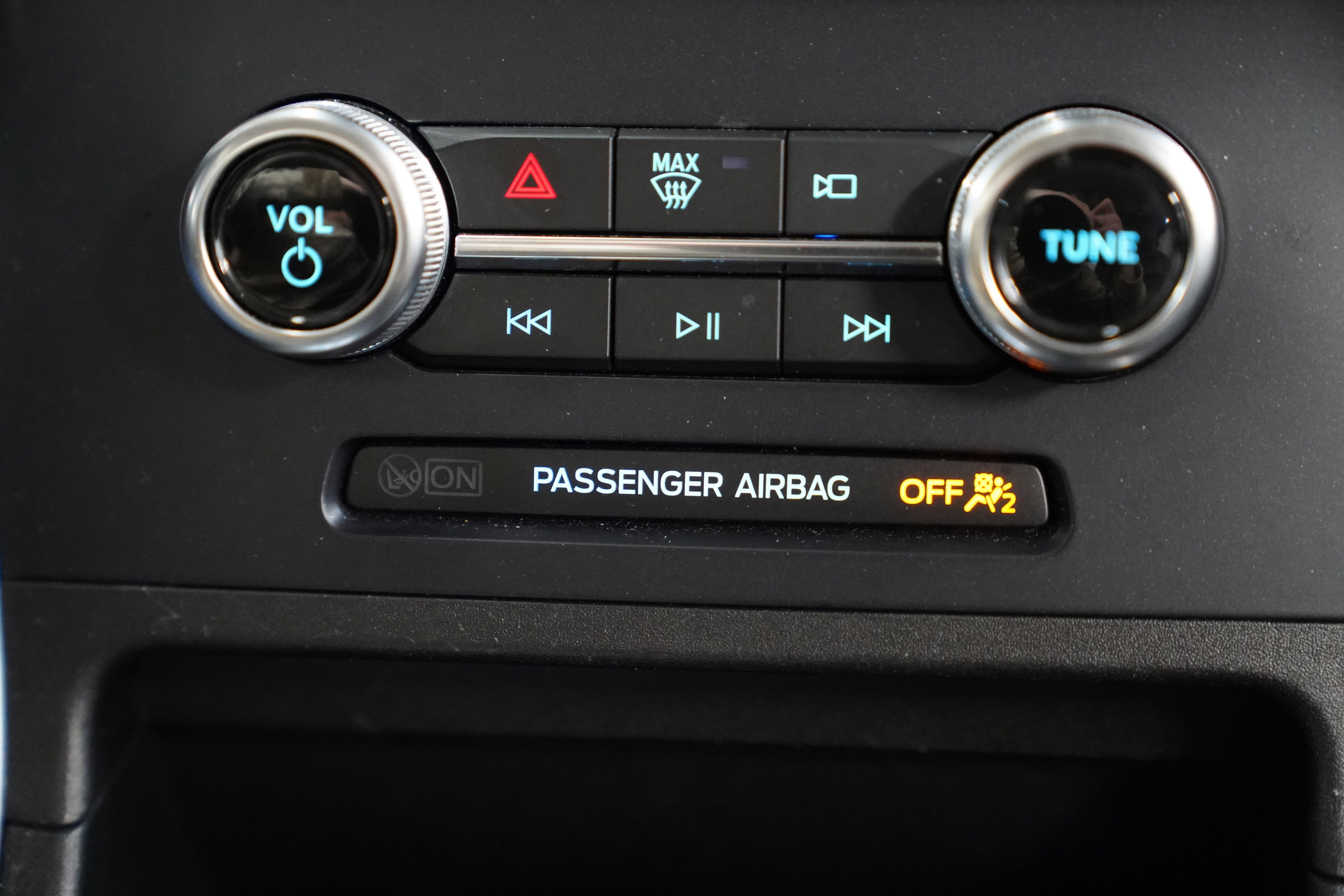 Used 2023 Ford Edge SEL image 26