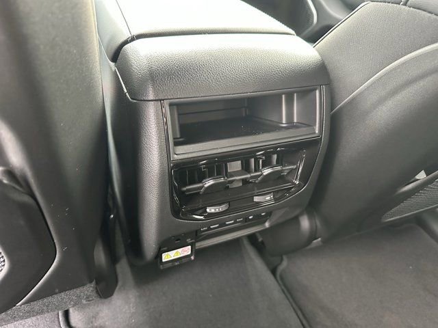 New 2026 Jeep Grand Cherokee Limited w/ Limited Altitude Package image 24