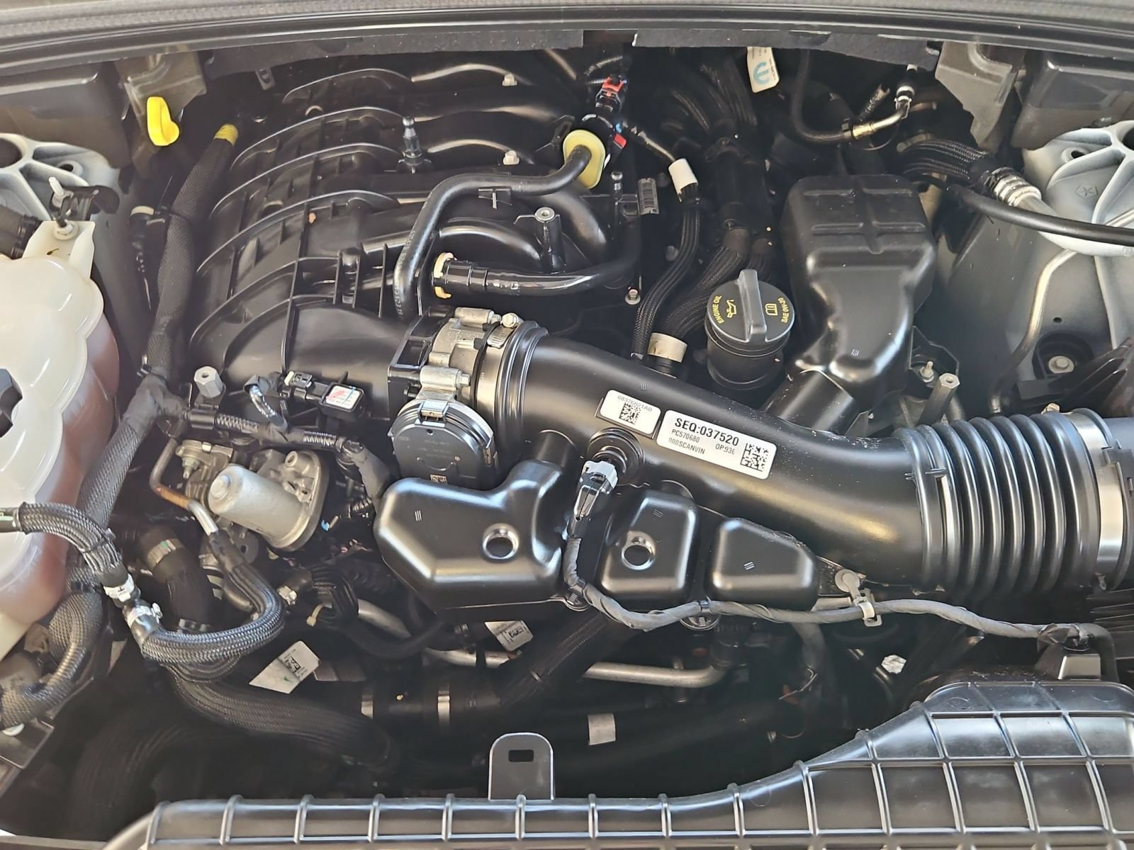 Used 2023 Jeep Grand Cherokee Laredo AWD/4WD image 29