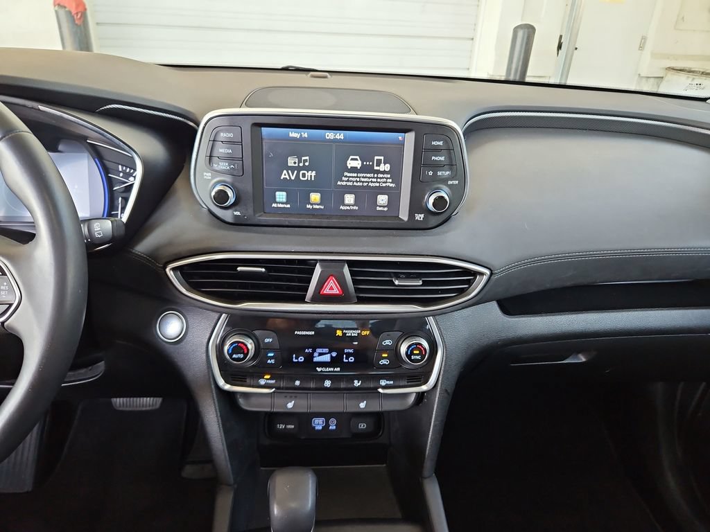 Used 2019 Hyundai Santa Fe Limited FWD image 15