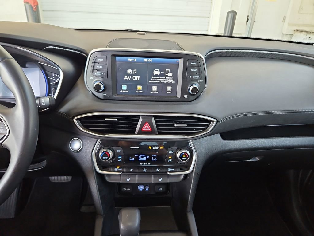 Used 2019 Hyundai Santa Fe Limited FWD image 15