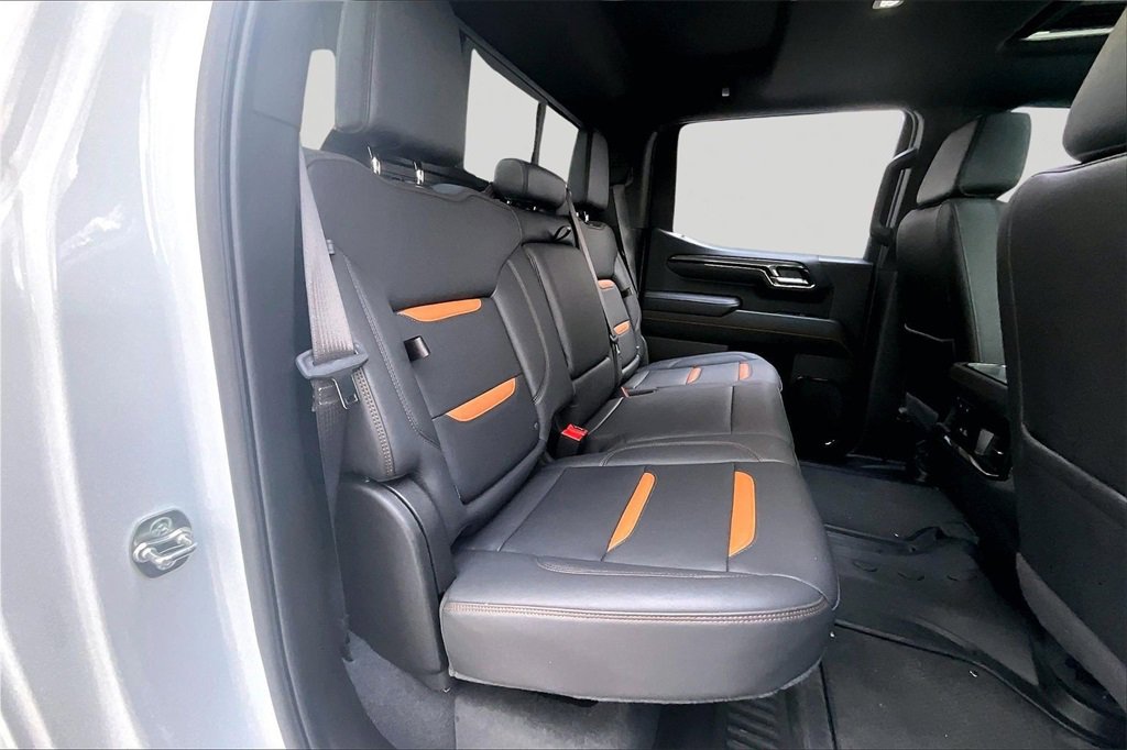 Used 2025 GMC Sierra 1500 AT4 w/ AT4 Premium Package image 25
