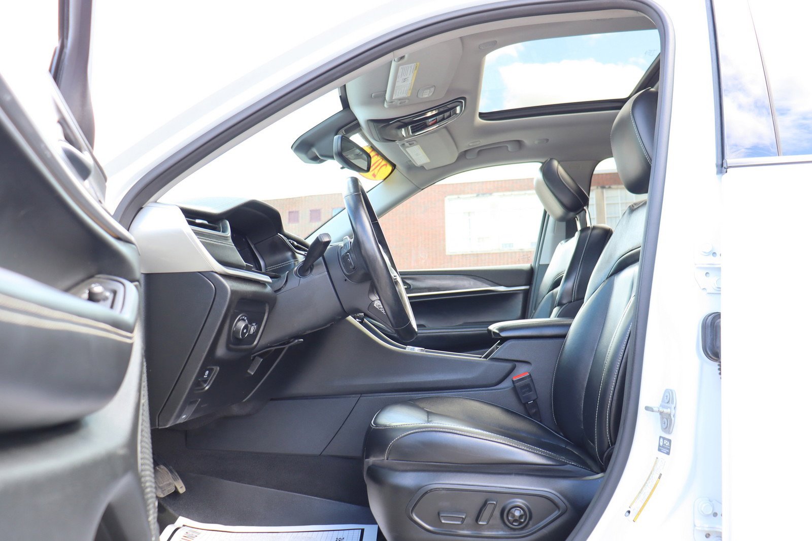 Used 2021 Jeep Grand Cherokee L Limited image 11